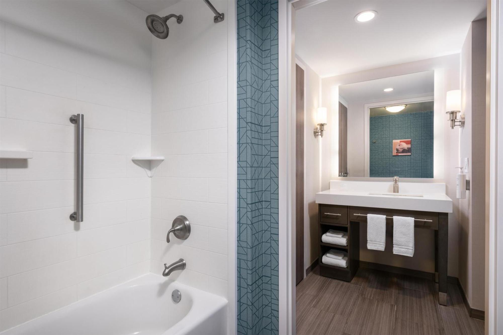Hotel Homewood By Hilton Santa Clara 3*
